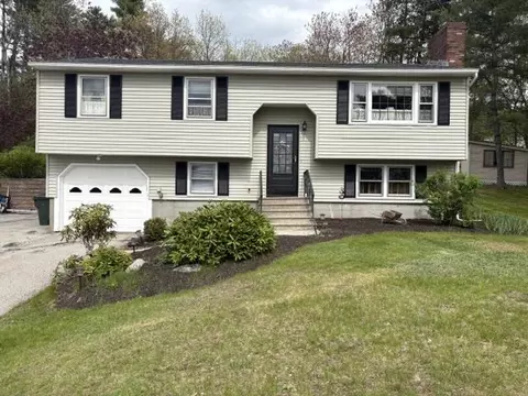676 Cohas Ave, Manchester, NH 03109