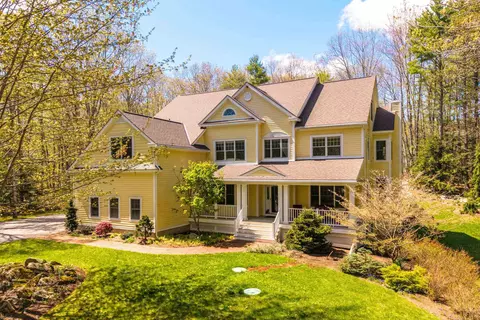 36 Bassett Ln, Newfields, NH 03856