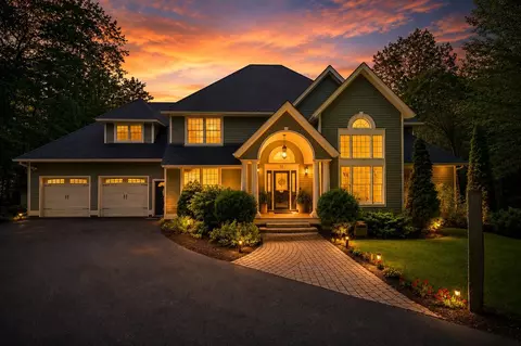 63 Sand Hill Rd, Gilford, NH 03249