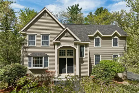 281 New Boston Rd, Bedford, NH 03110