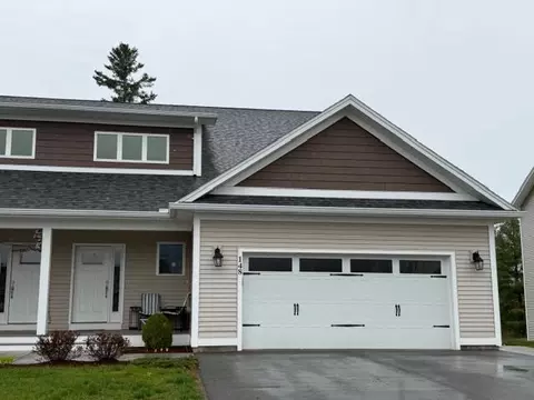 148 Chase Ct, Essex Junction, VT 05452