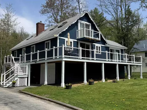 76 Sunrise Dr, Moultonborough, NH 03254