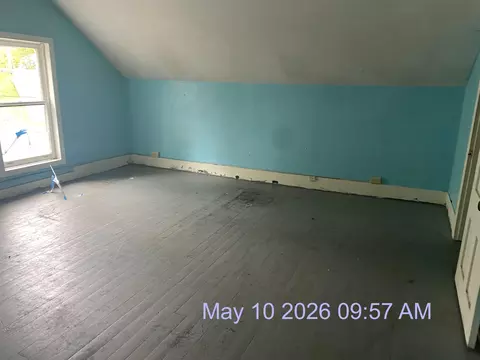 Bedroom - 92-94 North St, Proctor, VT 05765 photo 5 of 5