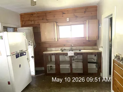 Kitchen - 92-94 North St, Proctor, VT 05765 photo 1 of 2