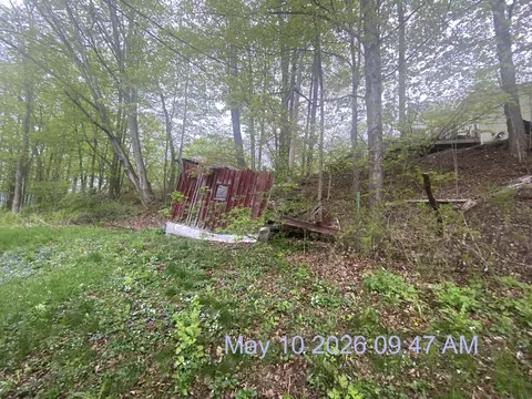 Exterior - 92-94 North St, Proctor, VT 05765 photo 4 of 6