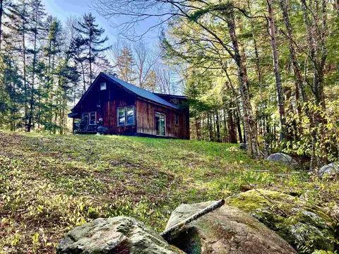 559 Corporation Rd, Rochester, VT 05767