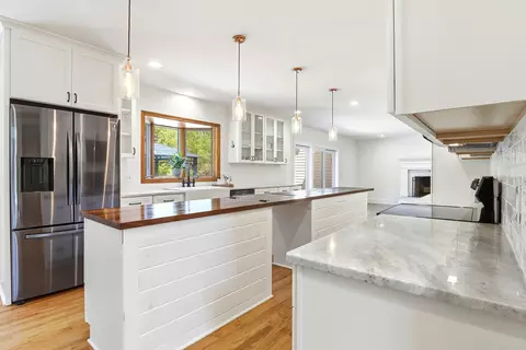 Kitchen - 97 Dudley Rd, Brentwood, NH 03833 photo 1 of 8