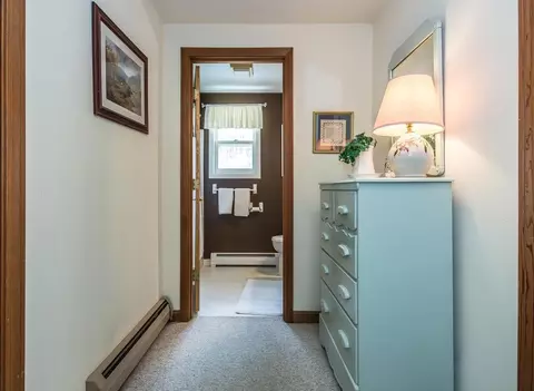 Entry Way - 56 Blue Cat Ln, Castleton, VT 05735 photo 3 of 5