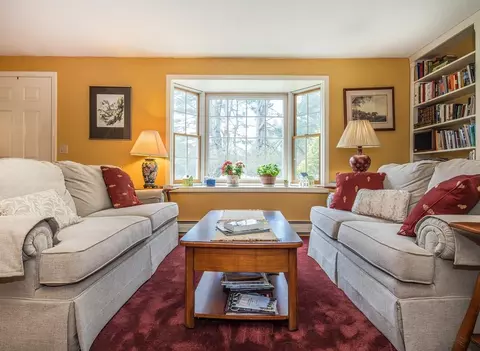 Living - 56 Blue Cat Ln, Castleton, VT 05735 photo 4 of 5