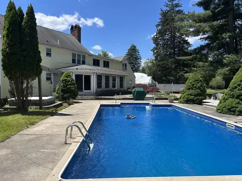 Exterior - 9 Oak Ridge Rd, Kensington, NH 03833 photo 9 of 17