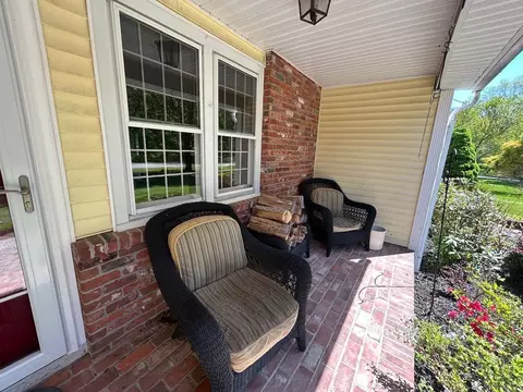 Exterior - 9 Oak Ridge Rd, Kensington, NH 03833 photo 15 of 17