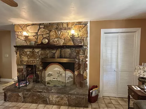Other - 9 Oak Ridge Rd, Kensington, NH 03833 photo 1 of 15