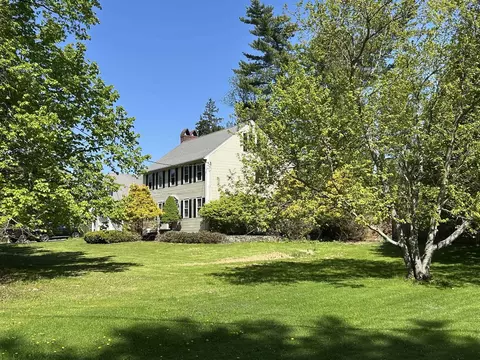 Exterior - 9 Oak Ridge Rd, Kensington, NH 03833 photo 2 of 17