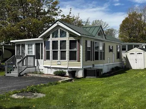 6 Eagle Ln #EA006, South Hero, VT 05486