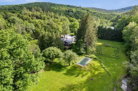 1522 Barnard Rd, Woodstock, VT 05091