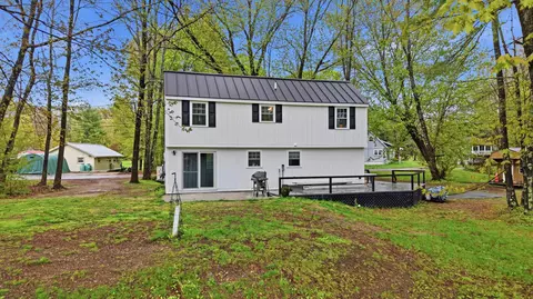 6 Forest Ln, Ossipee, NH 03814