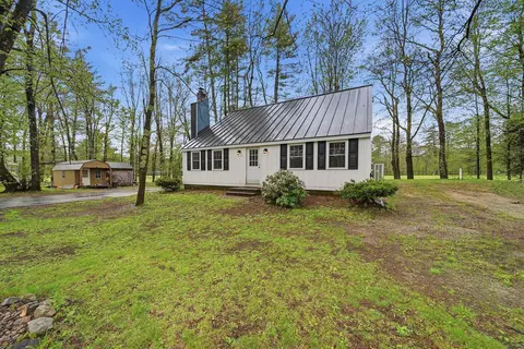 6 Forest Ln, Ossipee, NH 03814