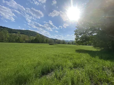 13 Happy Hollow Rd, Royalton, VT 05068