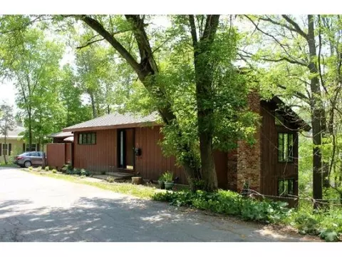 37 Highland Ave, Saint Johnsbury, VT 05819