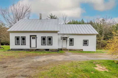 269 Route 25c, Piermont, NH 03779