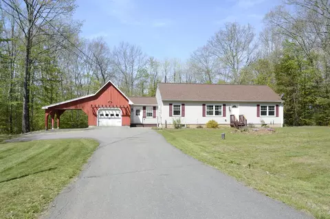 30 Acorn Dr, Winchester, NH 03470