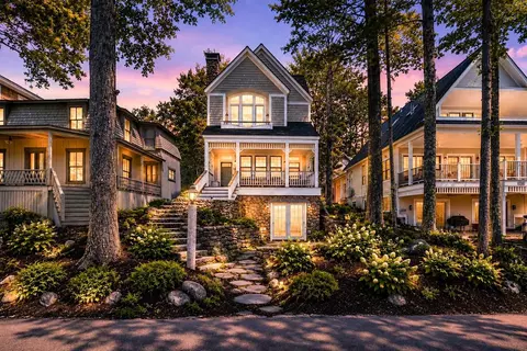 6 Lake Ave, Newbury, NH 03255