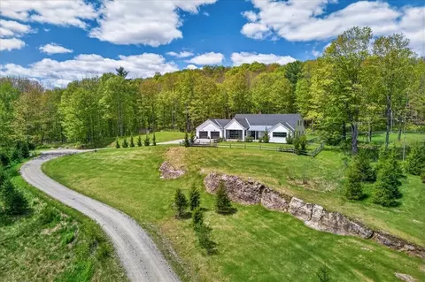 7537 Main St, Manchester, VT 05255