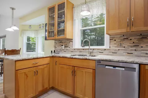 Kitchen - 34 Shorewood Estates Rd, Unity, NH 03773 photo 2 of 3
