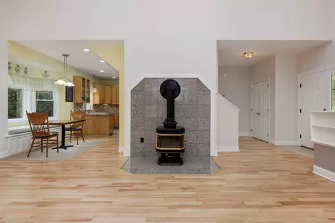 Entry Way - 34 Shorewood Estates Rd, Unity, NH 03773 photo 1 of 4
