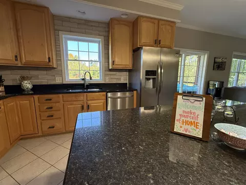 Kitchen - 480 Wildflower Cir, Williston, VT 05495 photo 1 of 4