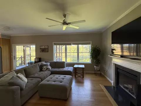 Living - 480 Wildflower Cir, Williston, VT 05495 photo 1 of 8