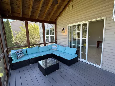 Exterior - 480 Wildflower Cir, Williston, VT 05495 photo 6 of 14