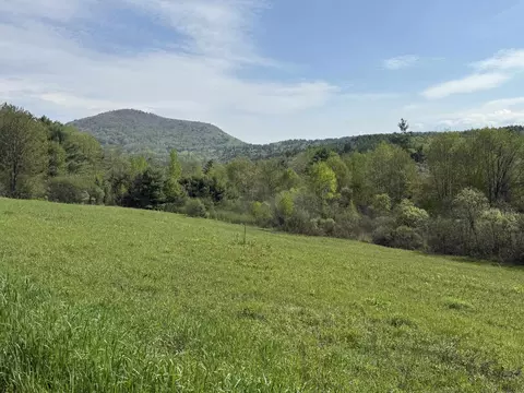 17-20 Orfordville Rd, Orford, NH 03777