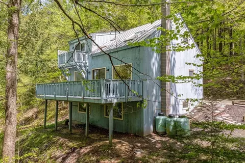 75 Naulahka Ln, Quechee, VT 05059