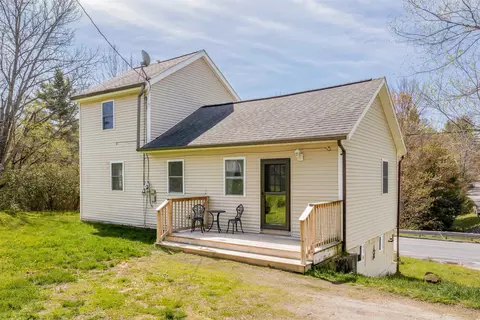 6 Badger Rd, Goshen, NH 03752
