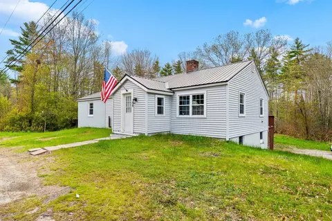 46 Water St, Boscawen, NH 03303