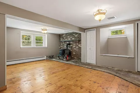 Living - 28 Beech Hill Rd, Exeter, NH 03833 photo 12 of 12