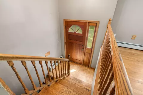 Entry Way - 28 Beech Hill Rd, Exeter, NH 03833 photo 1 of 4