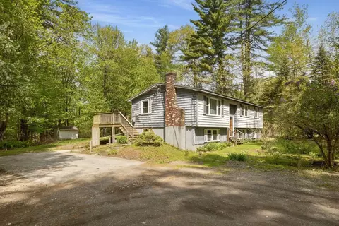 Exterior - 28 Beech Hill Rd, Exeter, NH 03833 photo 6 of 6