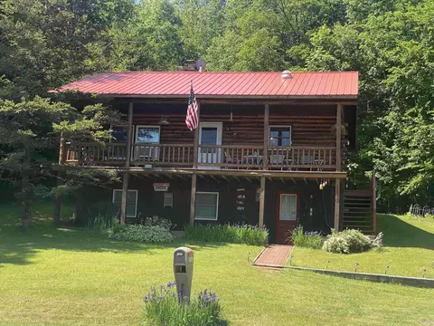 1313 Eligo Lake Rd, Craftsbury, VT 05826