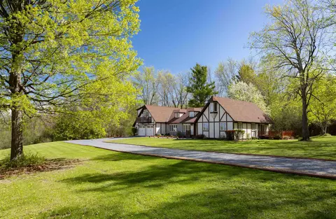 20 Patton Woods Rd, Charlotte, VT 05445