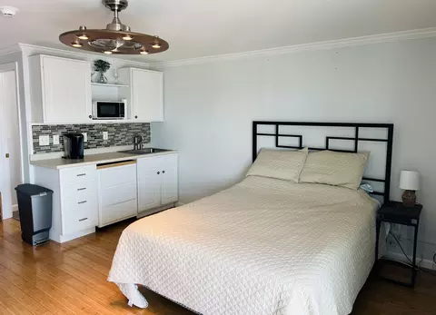 6 Ashworth Ave #12, Hampton, NH 03842