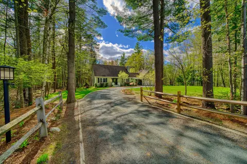 22 Pine Ridge Rd, Sunapee, NH 03782