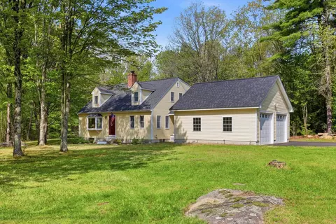 1 Howard Ln, New Boston, NH 03070
