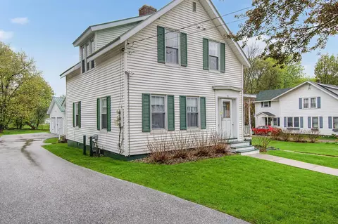 18 Diamond St, Saint Albans, VT 05478