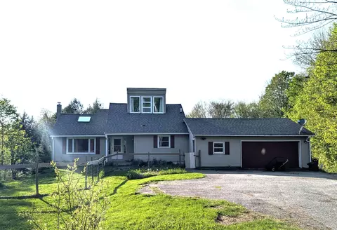 153 Trombley Hill Rd, Hyde Park, VT 05655