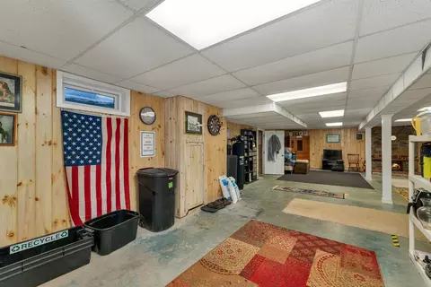 Entry Way - 65 Effingham Rd, Ossipee, NH 03864 photo 3 of 3