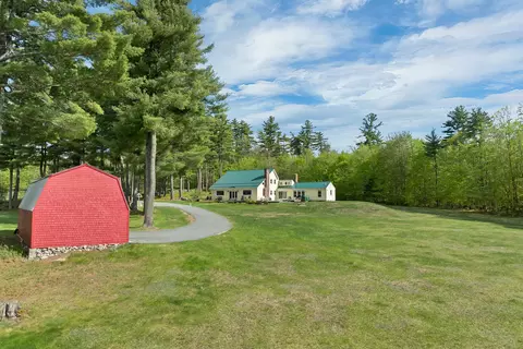 Exterior - 65 Effingham Rd, Ossipee, NH 03864 photo 2 of 17