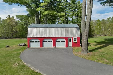 Exterior - 65 Effingham Rd, Ossipee, NH 03864 photo 15 of 17