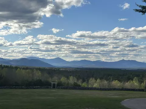 65 Effingham Rd, Ossipee, NH 03864